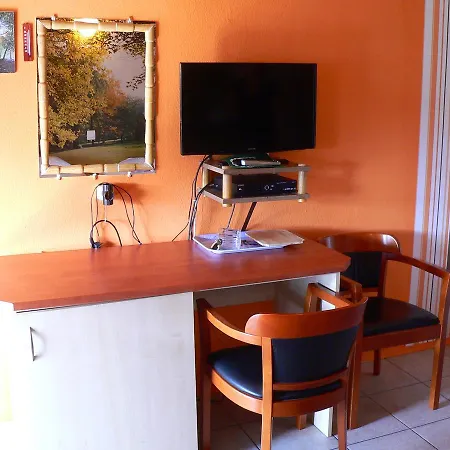 Buki Vendeghaz * Bük